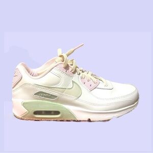 NIKE NIB Air Max 90 LTR SE GS White Pink Foam Honeydew W8.5